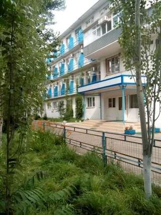 Гостиница Берег Астрахань-0